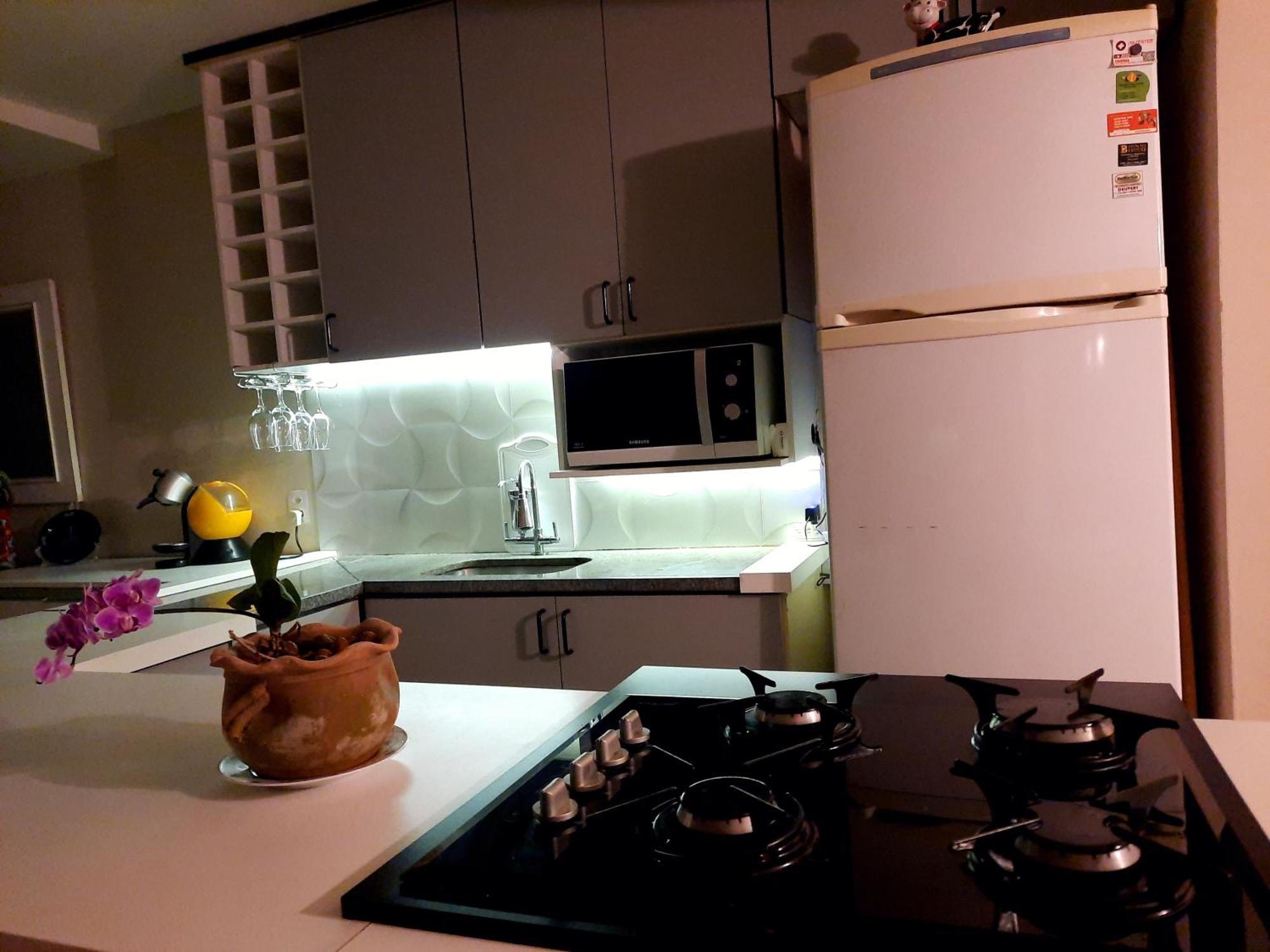 Casa de Férias Aconchego De Itaipava - Casa De 3 Quartos, Equipada, Area Kids, Jacuzzi, Pet Friendly, Churrasqueira, Em Meio A Natureza E Proximo Ao Centro Do Bairro Petrópolis